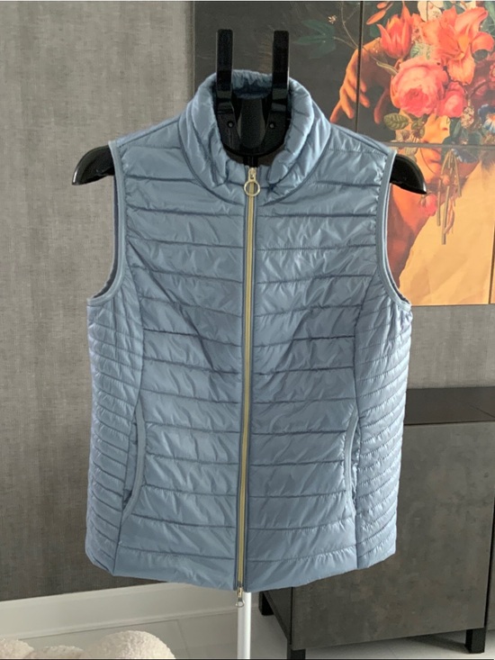 Betty Barclay Jackets & Blazers - Betty Barclay Women's Light Blue Quilted Packable Vest with Ring-Zip 40